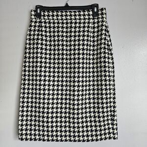 Vinci Women's Houndstooth‎ Print Skirt Size 8